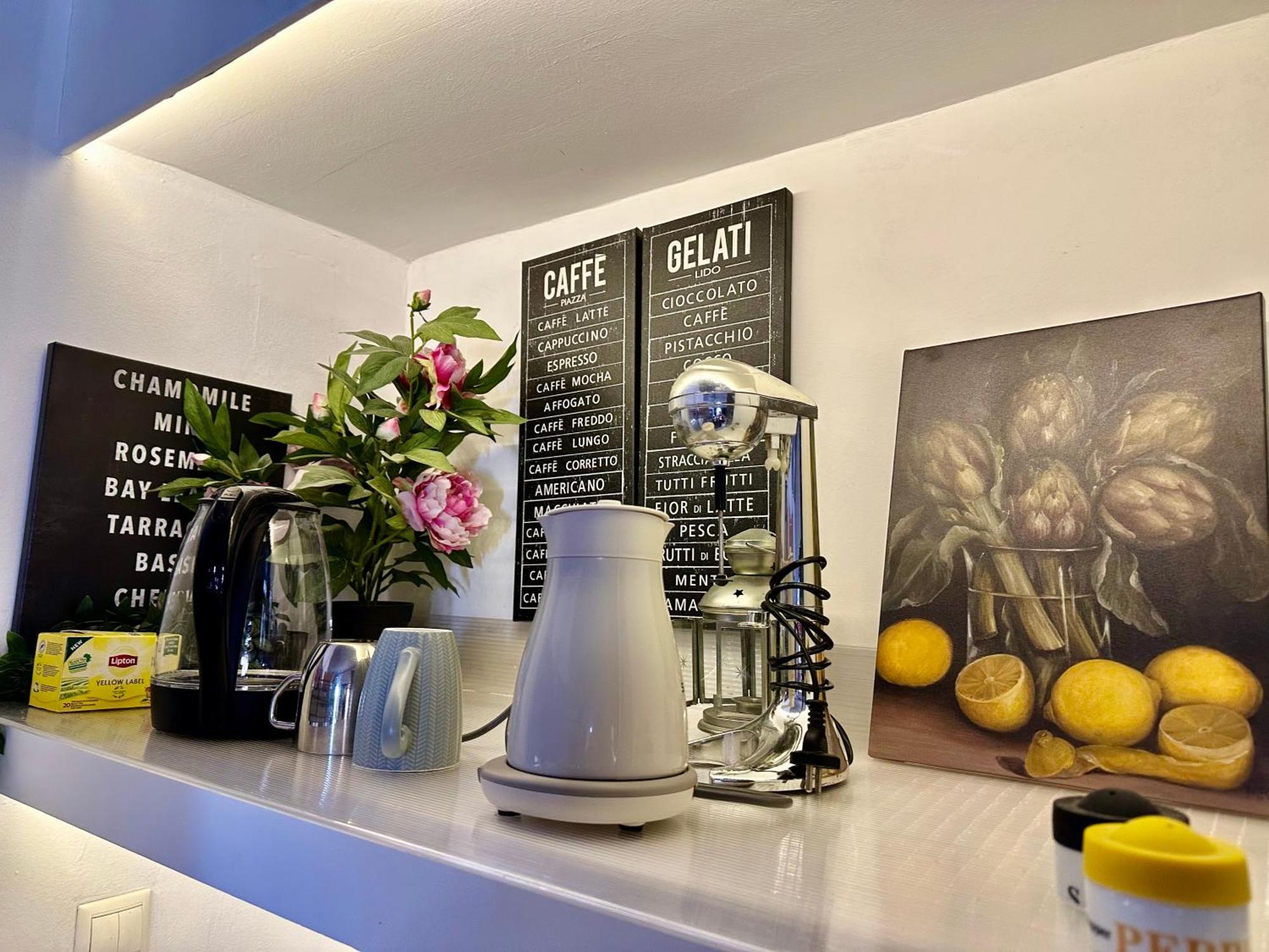 Bright Studio 4 A Short Stay Near Oaka - Iaso - Ygeia - Mitera Hospitals Atenas Exterior foto